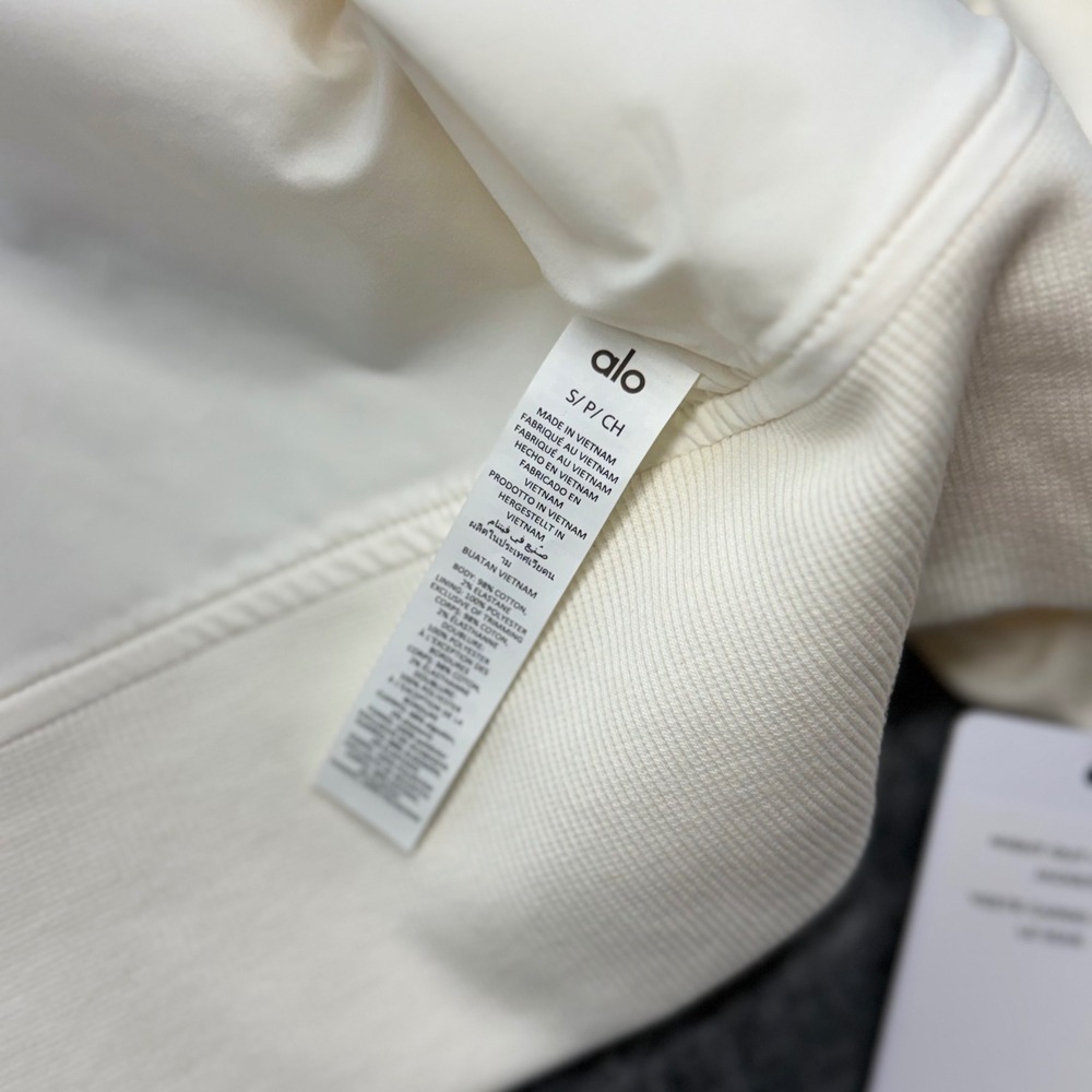 Alo Yoga Night Out Women's Cargo Jacket Ivory NWT's Cotton Twill Boxy Cropped. - Picture 11 of 14